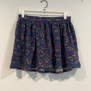 Arizona Jeans Floral Mini Skirt - Size Medium